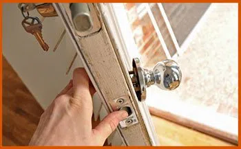 Oak Park MI Locksmith Store Oak Park, MI 248-301-1141 - 12-changing-locks